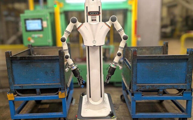 Autonomique deploys semi-humanoid robots and AI at Canadian Tier 1