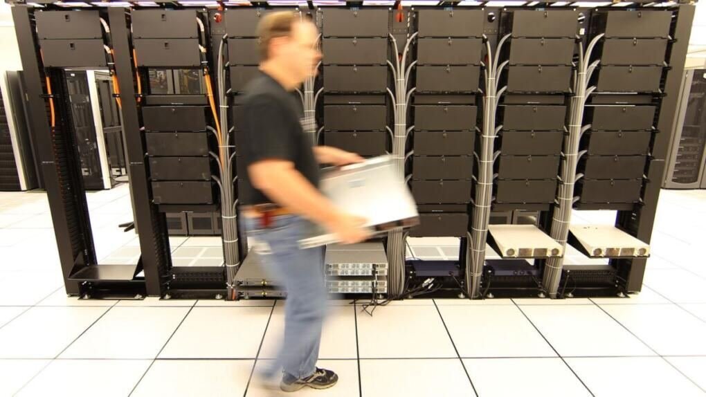 Tesco UK supermarket chain removes 40,000 servers from VMware infrastructure — mass…