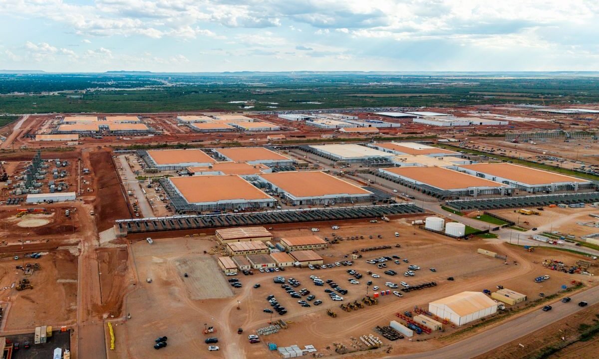 Two-Thirds of 809 Planned U.S. AI Data Centers Set for Drought Zones