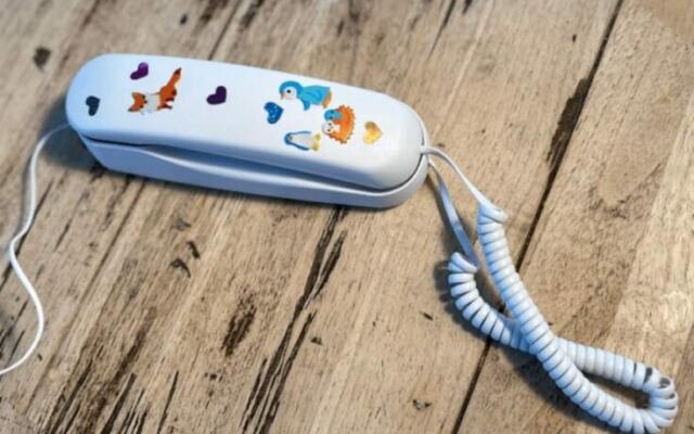 Pinwheel launches a retro-inspired landline phone for kids