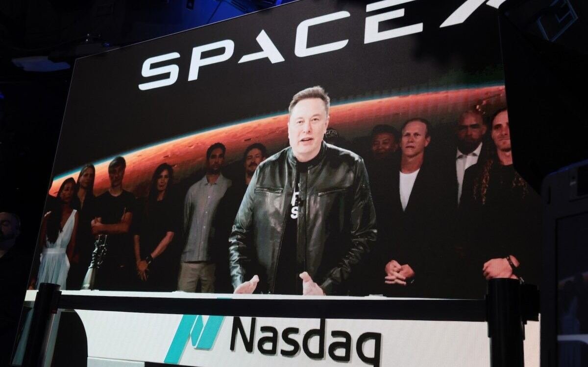 SpaceXAI releases Grok 4.5, which Elon describes as an ‘Opus-class model’