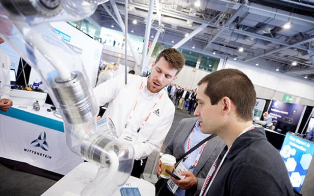Calling all robotics startups: apply to RoboBusiness Startup Alley
