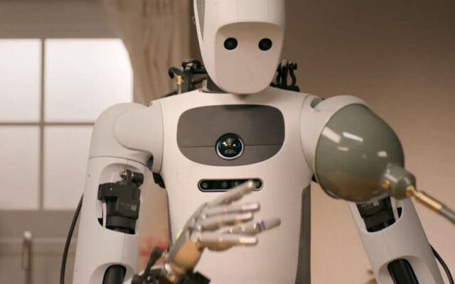 Google DeepMind says Gemini Robotics 2 enables full body control