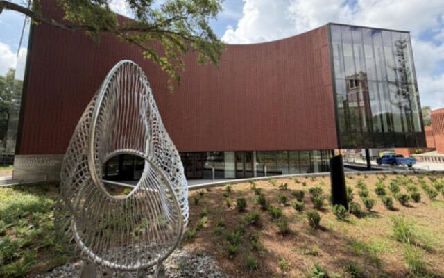 University of Florida opens new robotics lab dedicated to industrialized construction
